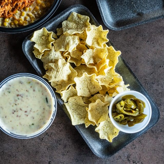 Queso 16oz.