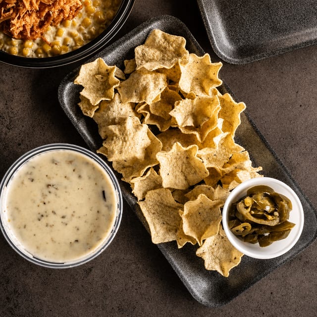 Queso 8oz.